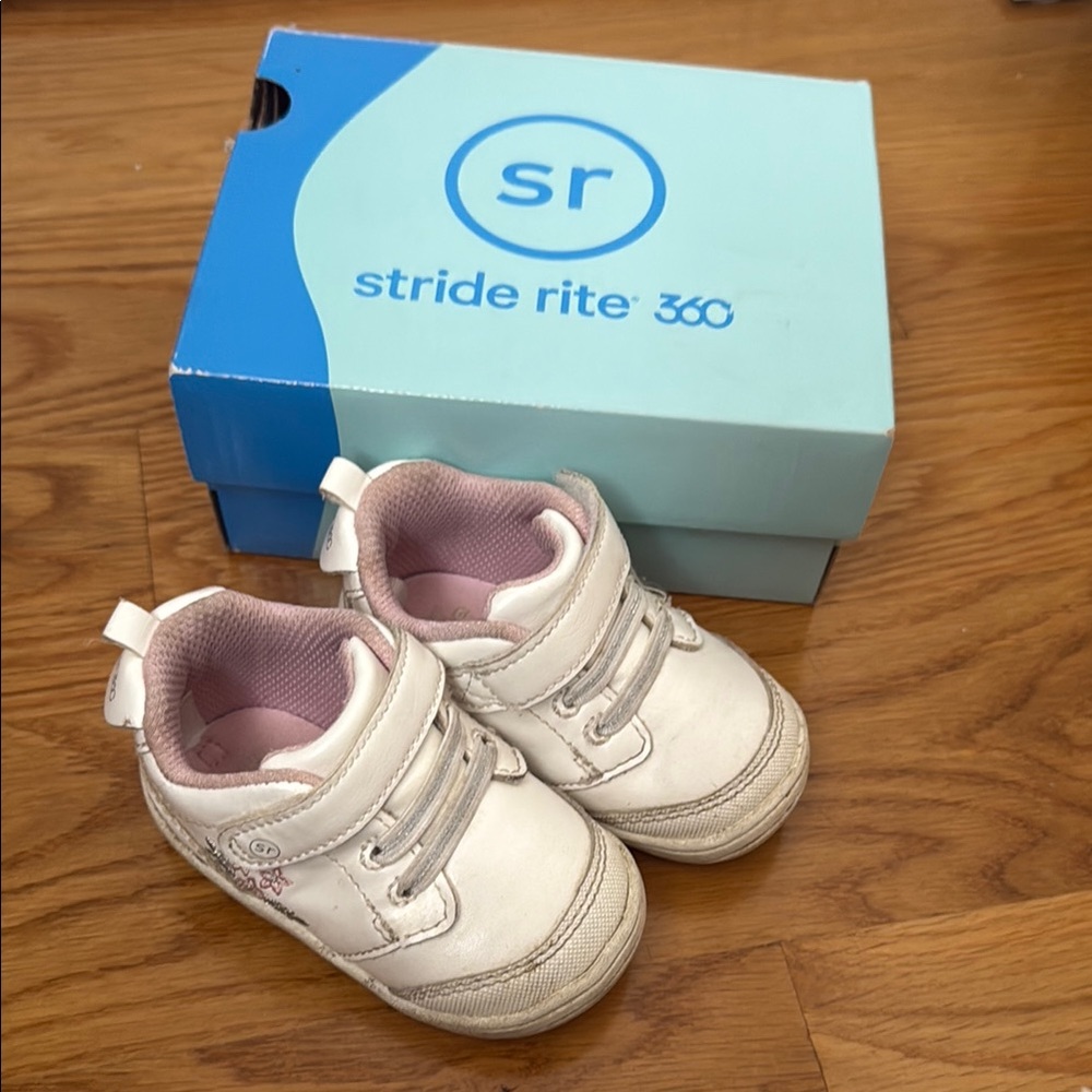 Stride Rite 360 White and Pink Kids Shoes